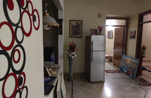 Karachi House | Cozy Retreat for Families in Karachi