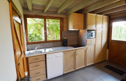 Flobecq House | Comfortable Home with Sauna, cleaning included