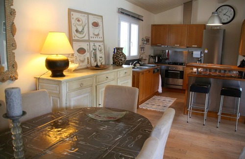 Lacanau-Ocean House | Ideal Location with Ocean View & Private Pool Retreat