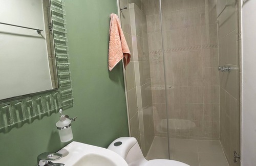 Pereira House | Cozy House with Great Location for Family and Pets