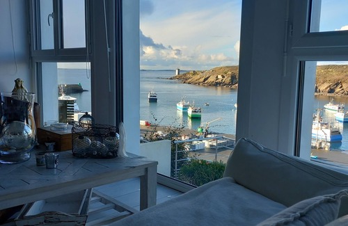 Le Conquet House | Seaside Haven: Breathtaking Ocean Views & Pool Access