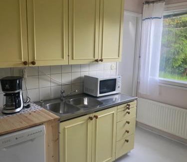 Oulu Apartment | Comfortable house with a wood sauna near the A4 motorway