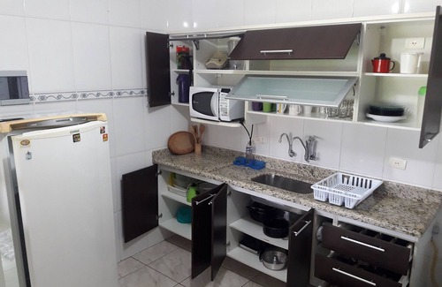Jardim Imperador House | Cozy Retreat with Large Yard, Pet & Child Friendly