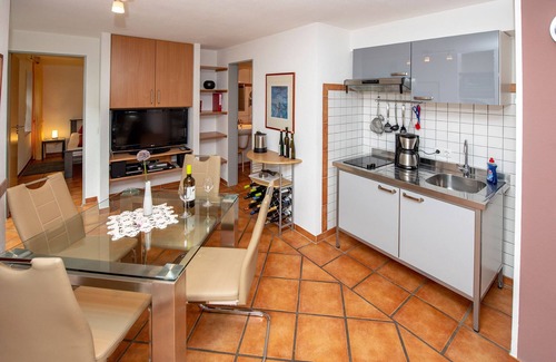 Alf Apartment | Modern Apartment Nestled Between Vineyards and Forest