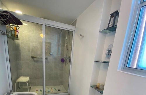 Costera Acapulco Apartment | Beachfront Apartment in Acapulco with Ocean View & Pool