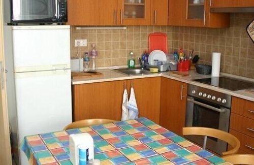 Ujlipotvaros Apartment | Modern Apartment with Free WiFi, Pool & 9.8/10 Guest Rating