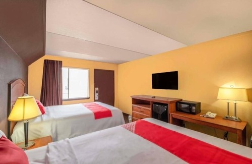 Odessa Hotel | Comfortable Odessa Room Near UTPB & Airport w/Free Parking