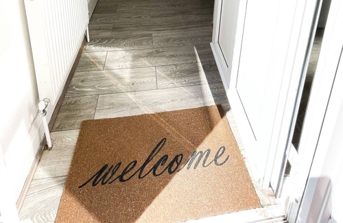 Cray Valley East Apartment | Comfortable one bedroom flat in Orpington