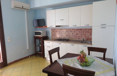 Santa Tecla Apartment | Relaxing One Bedroom Apartment with Pool and Sea Views
