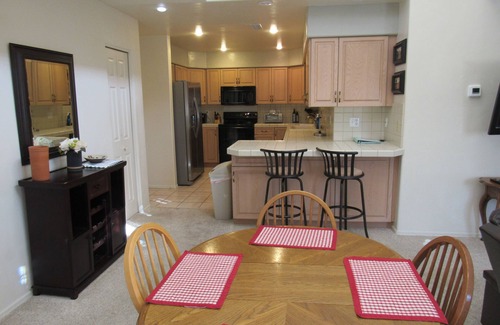 Prescott Country Club House | Relaxing Prescott Country Club Townhome with Breakfast & Kitchen