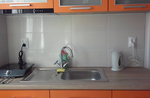 Oliwa Apartment | Peaceful Apartment A in Gdańsk Oliwa with Kitchen & Breakfast