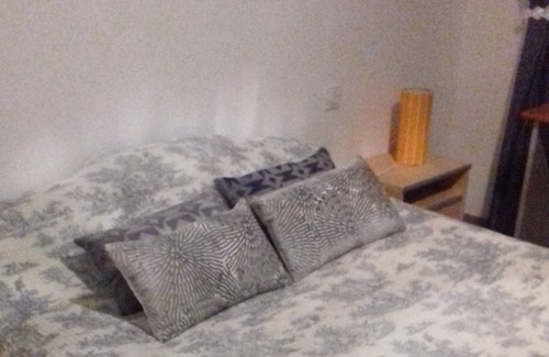 Montargis Bed & Breakfast | Comfortable room
