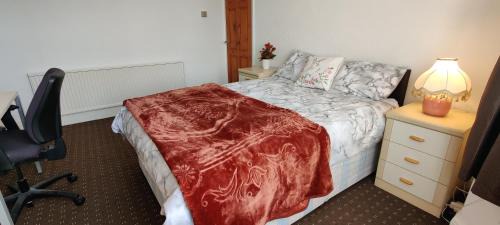 Chadwell House | Discover Guest Houses in Goodmayes, United Kingdom