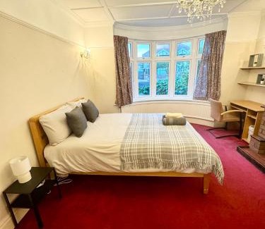Filton House | Comfortable Accommodation Near Southmead for Every Traveler