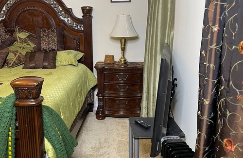 Church Street House | Inviting Rooms for Rent in a Scenic Neighborhood Retreat