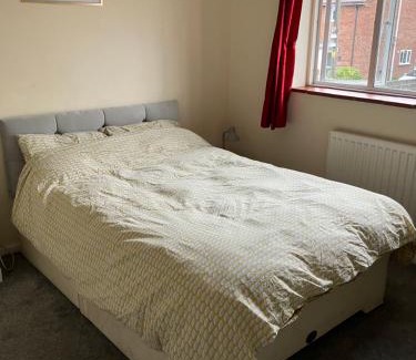 Newmarket House | Cozy Rooms at Number 8 with Pet-Friendly Amenities
