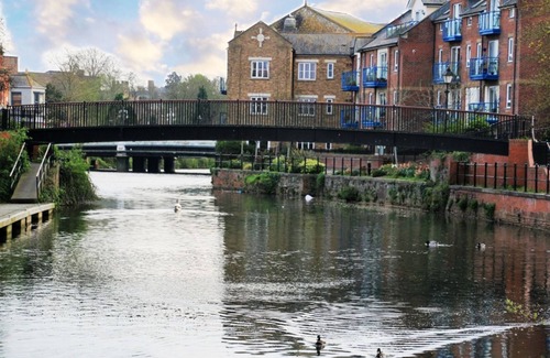 Taunton Other | Comfortable Single Room with Ensuite