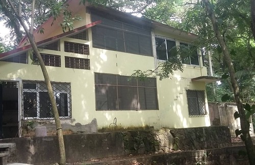 Palenque House | Cozy House with Scenic Nature Views in Tourist Hub
