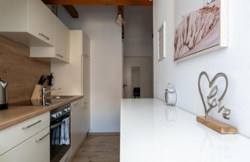 Leoben Apartment | Comfortable Stay for Families and Business Travelers - 5 Guests, Fast WiFi, Near Station