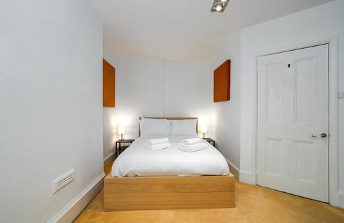 Ladywell Apartment | Comfortable stay in Brockley Conservation Area