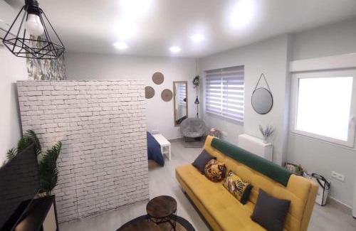 Guindalera Apartment | Ideal Studio in Barrio Salamanca - Rated 10/10 by Guests