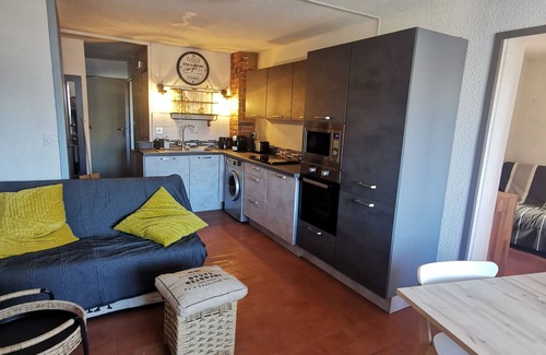 Le Barcares Apartment | Inviting T3 Apartment with Pool in Secure Residence