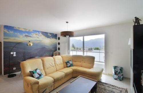 Aix-les-Bains Apartment | Family-Friendly T3 with Terrace and Garage - 4-Star Comfort