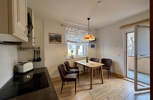 Laubegast Apartment | Cozy Apartment with Balcony & Garden Access for Families