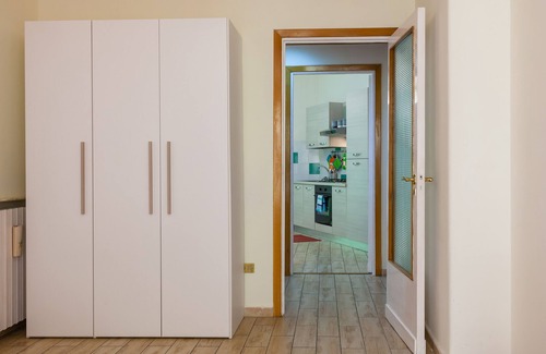 San Ferdinando Apartment | Enchanting Partenope's House with Spa and Pool in Santa Lucia