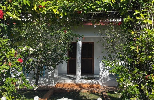 Puerto Bahia Villa | Comfortable townhouse with garden and porch, in beautiful beach urbanization.
