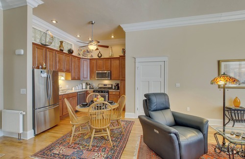 Two Rivers Condo | Top-Rated Two Rivers Retreat with Spa & Kitchen Near Beach