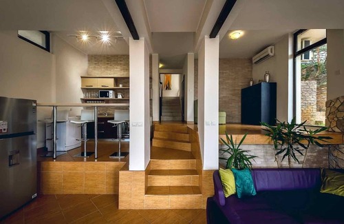 Budva Villa | Inviting Two-Storey Villa with Four Bedrooms and Pet-Friendly