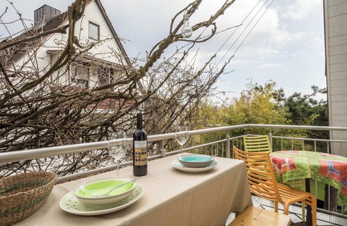 Waggershausen Apartment | Cozy Vacation Apartment at House See- und Säntisblick