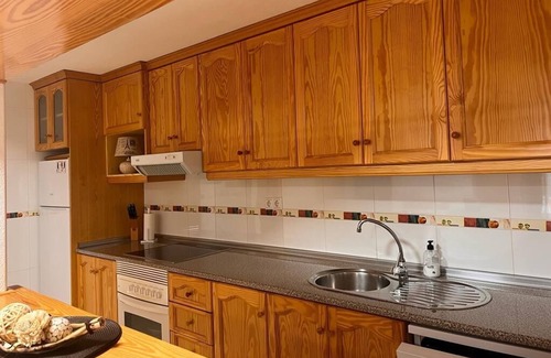 Daya Vieja Apartment | Inviting Vacation Bungalow with Pool, Ocean View & Spa