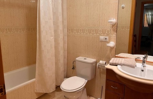 Daya Vieja Apartment | Inviting Vacation Bungalow with Pool, Ocean View & Spa