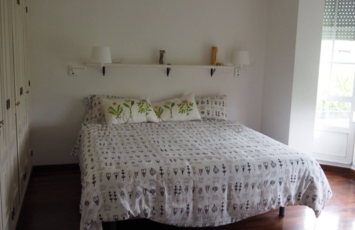 Souto Villa | Cozy Villa Steps from Beaches with Pool and Ocean View