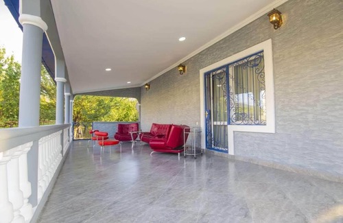Mtskheta Villa | Cozy Villa Retreat in Mtskheta with Child-Friendly Amenities