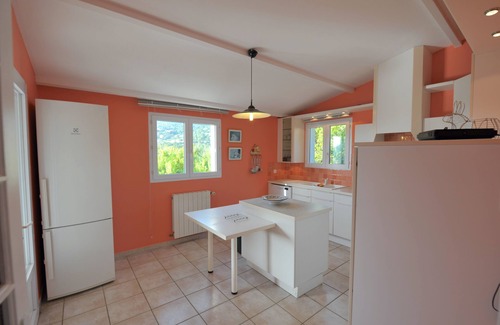 Tarcu House | Family-Friendly Villa Near Tarco Seaside with Pool & Views