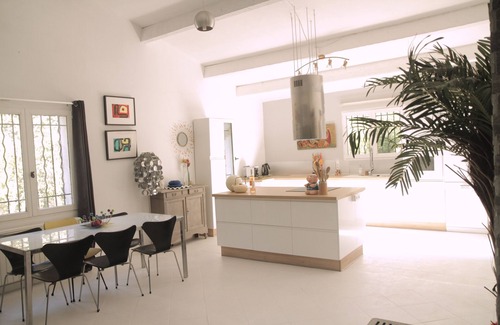 Lorgues House | Relaxing Villa with Pool and Oceanfront Views