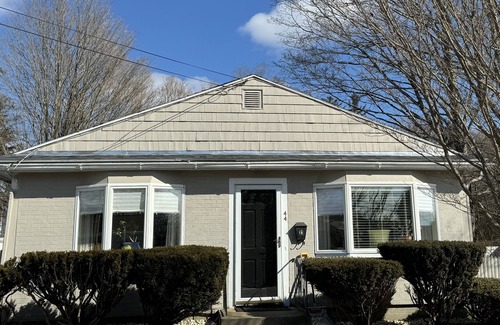 Portsmouth House | Inviting Portsmouth NH Retreat with Pet-Friendly Amenities