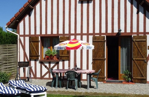 Aclou Cottage | Family-Friendly Oasis with Pool & Ocean Views at Le Batison