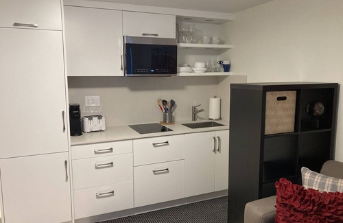 Riley Park-Little Mountain Apartment | Perfectly Located 2-Bedroom Retreat in Vibrant Vancouver