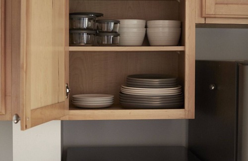 Buskirk House | Modern 1840s Farmhouse with Family-Friendly Amenities
