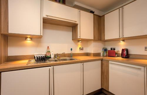 Bonnington House | Cozy 2 Bedroom Apartment Steps from Edinburgh City Centre