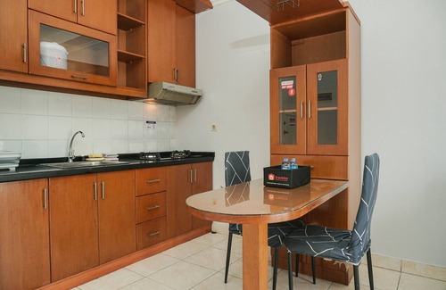 Kelapa Gading Barat Apartment | Cozy 2BR Apartment with Pool at City Home MOI Kelapa Gading