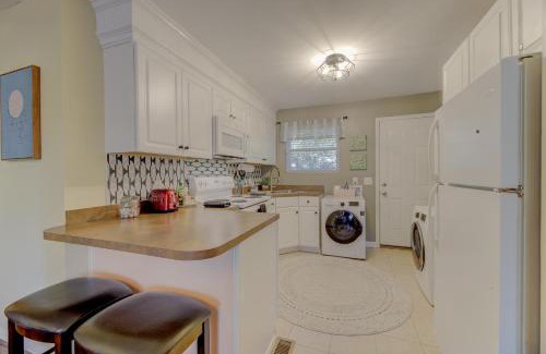 Old Shandon Apartment | Cozy Condo with Pet-Friendly Amenities Near Top Attractions