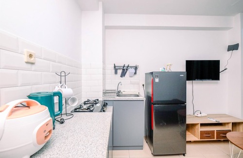 Kayu Putih Apartment | Cozy 2Br Tifolia Apartment with Pool & Breakfast in Rawamangun
