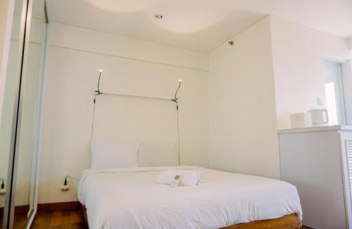 Kebagusan Apartment | Modern Studio Retreat at Kebagusan City Apartment