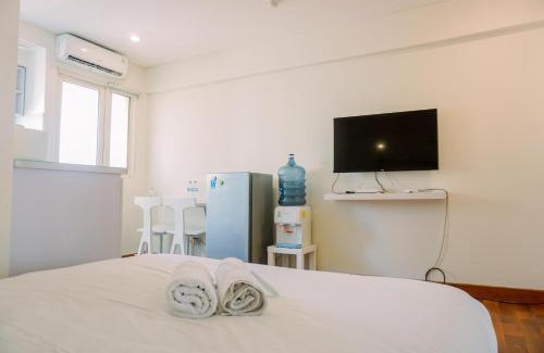 Kebagusan Apartment | Modern Studio Retreat at Kebagusan City Apartment