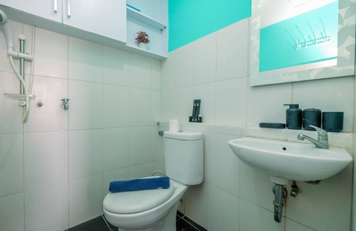 Cipulir Apartment | Modern Studio with Pool at Pakubuwono Terrace Apartment